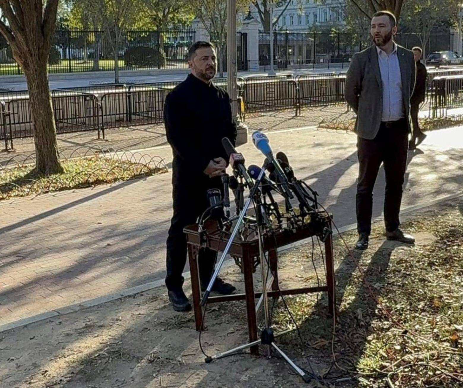 泽连斯基失望透顶<strong></p>
<p>海能达股票</strong>，被美当面羞辱，终于认清了现实：只要能停火，领土也能谈！