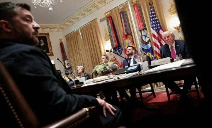 泽连斯基失望透顶<strong></p>
<p>海能达股票</strong>，被美当面羞辱，终于认清了现实：只要能停火，领土也能谈！