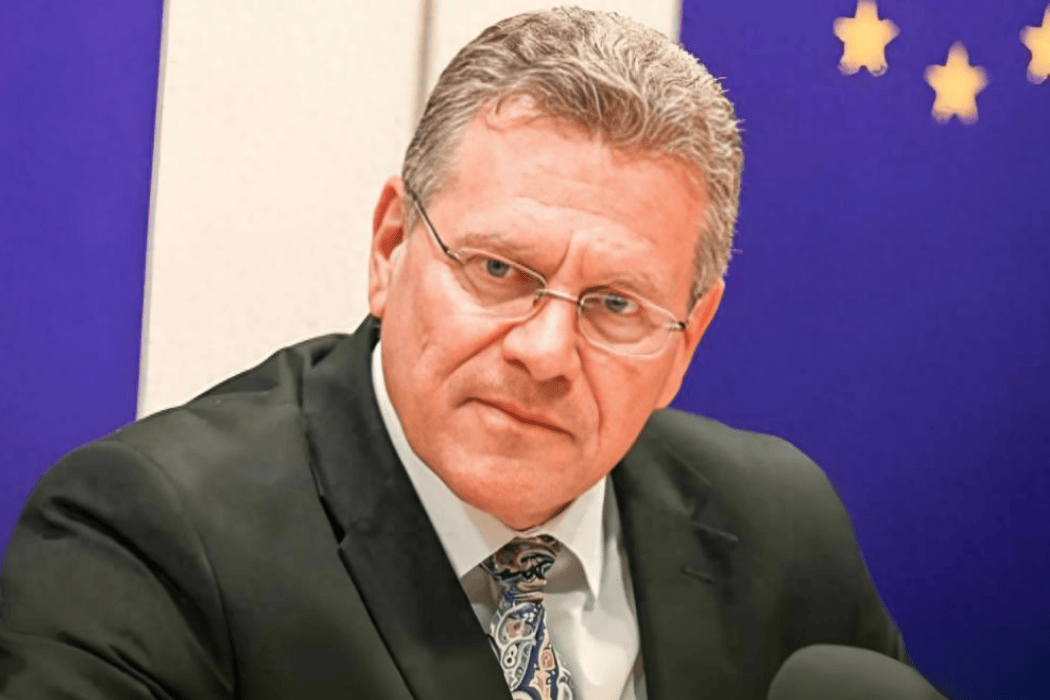 中欧刚通完电话<strong></p>
<p>东方国信股票</strong>，3国叫嚣对华强硬，德国：不排除动用“核选项”