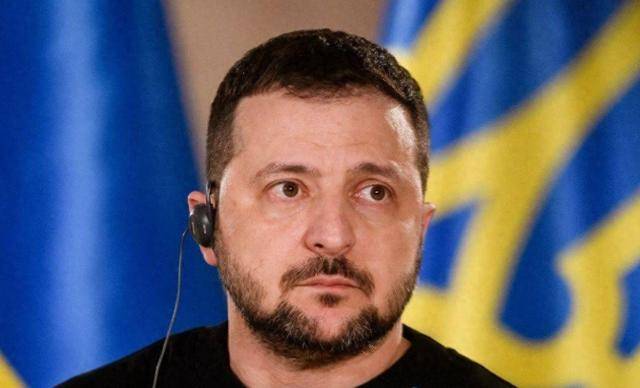 普京拒绝后<strong></p>
<p>东方国信股票</strong>，特朗普叫停普特会！12国倒戈，泽连斯基决定停火？