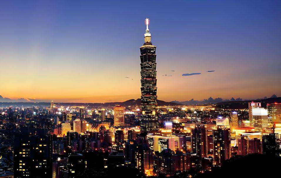 郑丽文高喊“我是中国人”<strong></p>
<p>东方国信股票</strong>，但她手里的国民党机会已经不多了