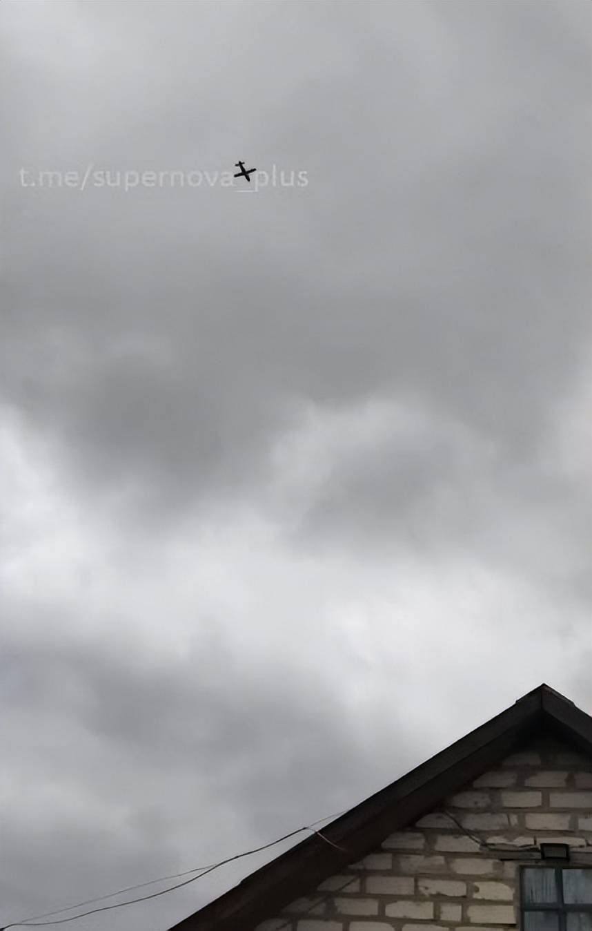 匈牙利爆炸<strong></p>
<p>二三四五股票</strong>，罗马尼亚爆炸，乌克兰史上最大导弹突袭，比俄军还狠