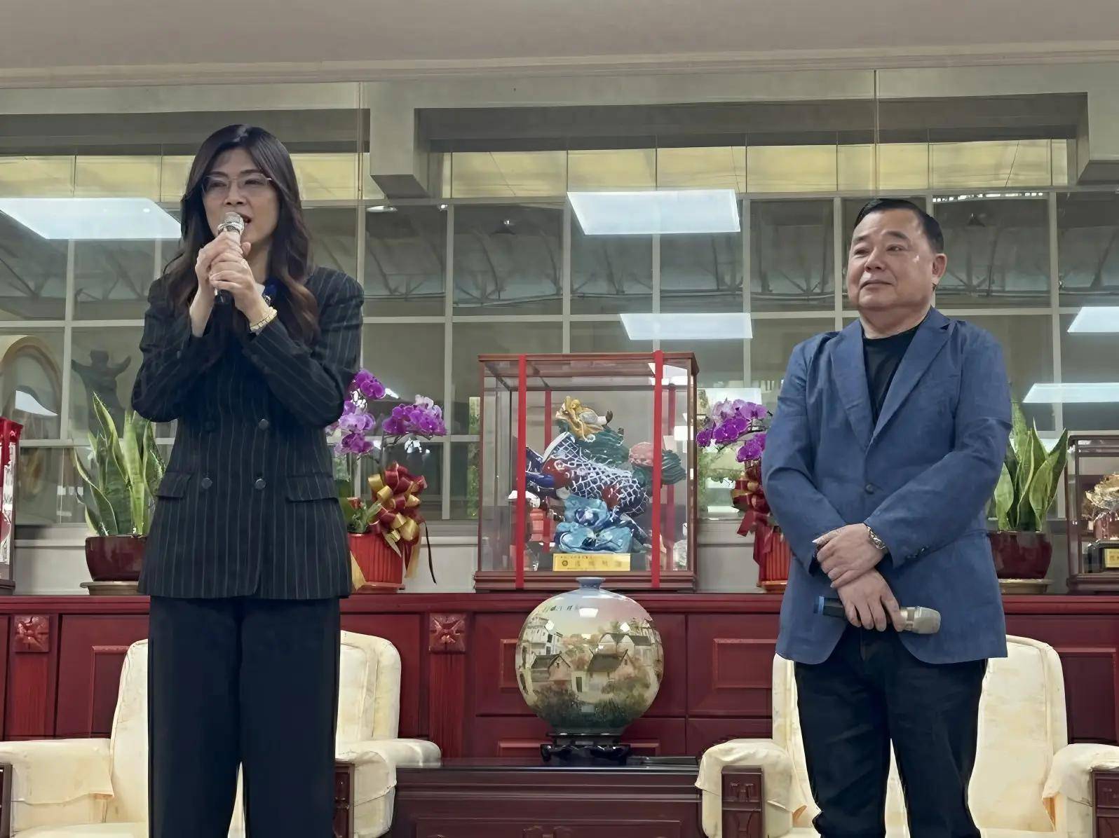 公然与郑丽文九二共识唱反调<strong></p>
<p>二三四五股票</strong>？国民党中央：亲美 友日 和陆路线不变