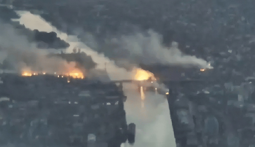 血拼一夜！俄军敢死队冲入赫尔松<strong></p>
<p>西藏旅游股票</strong>，远火大开杀戒，乌军机器人参战