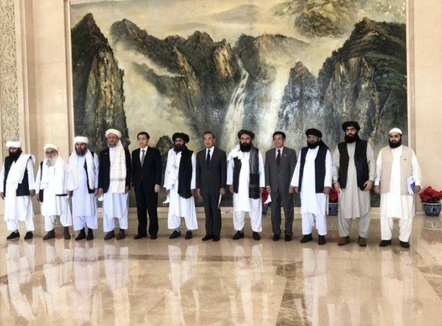 当着全球的面<strong></p>
<p>西藏旅游股票</strong>，塔利班放出狂言，不偏不倚，正好撞在中方“枪口上”