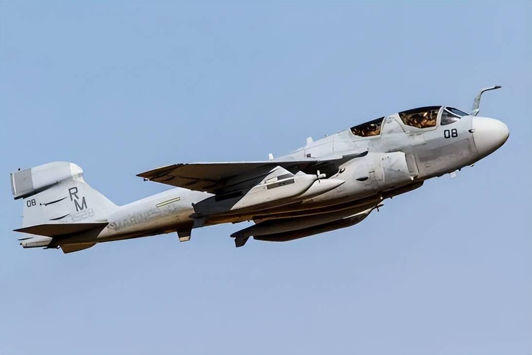 近日曝光！中国用一辆吉普车虚拟10万吨航母<strong></p>
<p>招商银行股票</strong>，南海戏耍美军侦察机