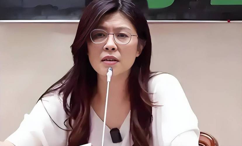 两岸和平统一还远吗？登机赴京前<strong></p>
<p>光大证券股票</strong>，郑丽文公布人事名单，朱立伦回应特殊，不准打破惯例！