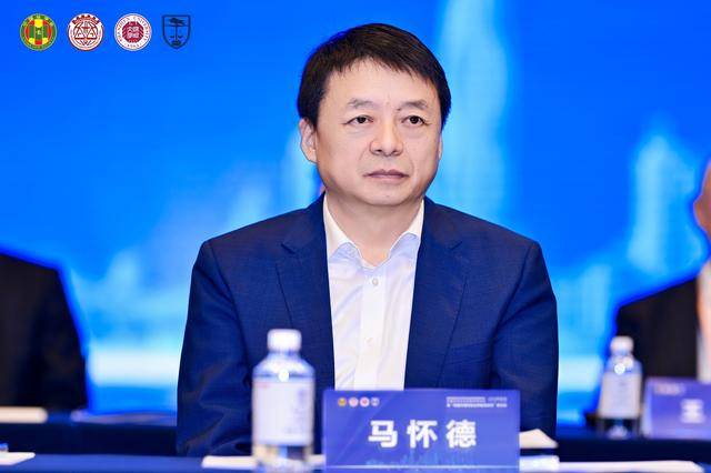 构建中国特色法学教育体系<strong></p>
<p>光大证券股票</strong>，这场高规格学术研讨会在深圳举办