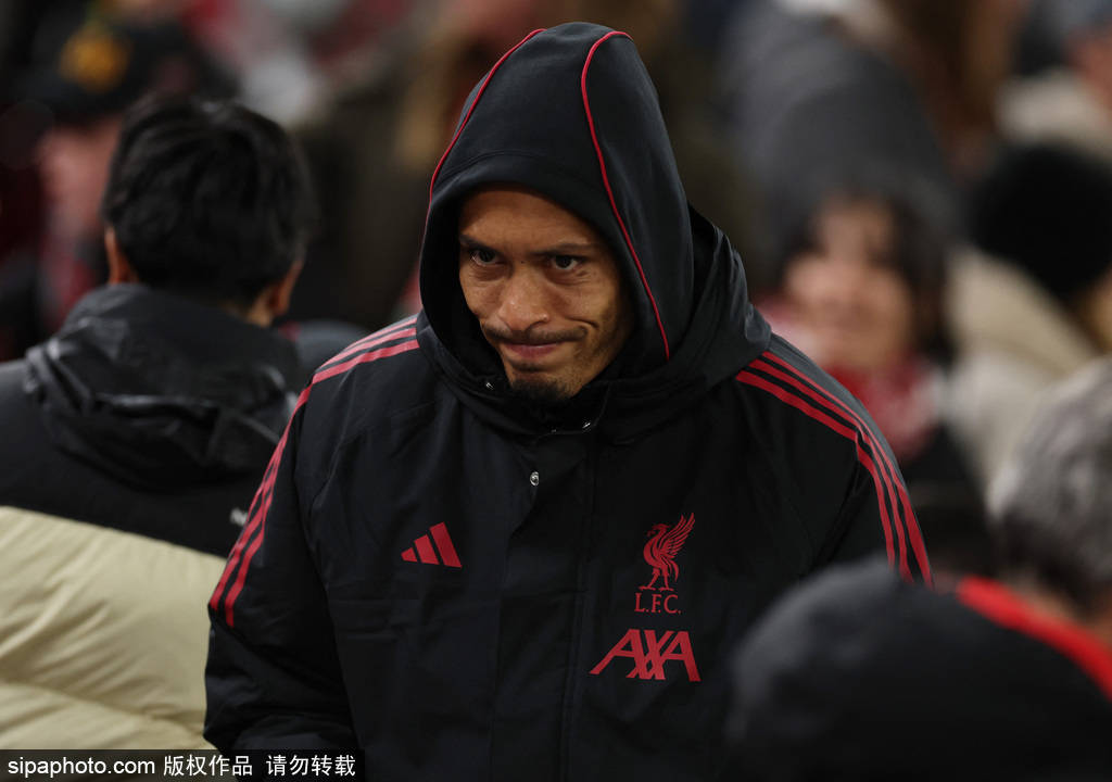 遭赛季三杀<strong></p>
<p>晨鸣纸业股票</strong>！联赛杯-萨尔双响 利物浦轮换阵容0-3水晶宫出局