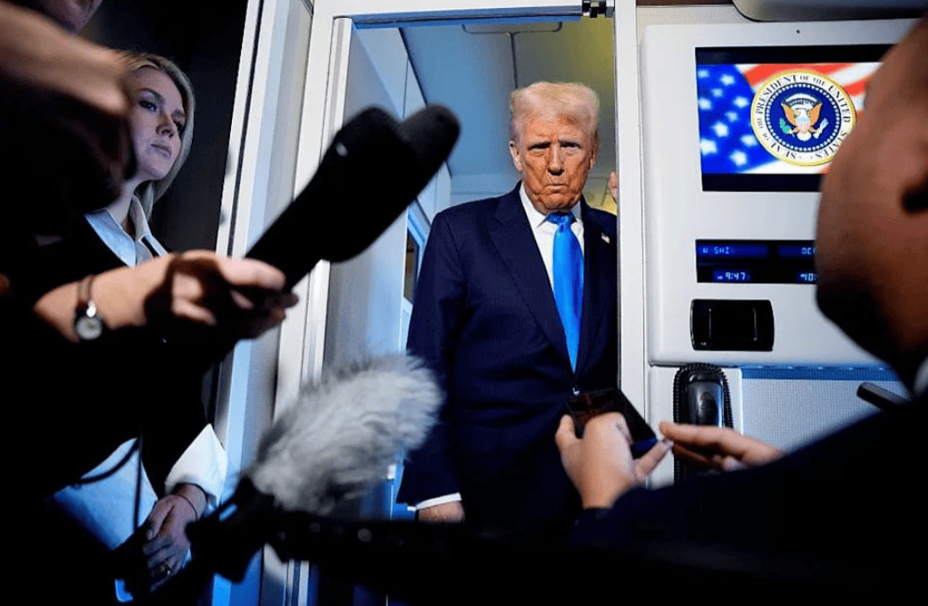 火速赶回国的特朗普<strong></p>
<p>太钢不锈股票</strong>，在专机空军一号上，亲口说出此行最大遗憾