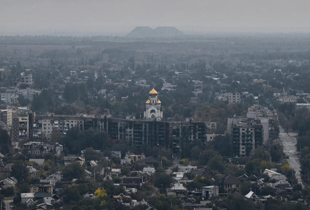 红军城移交前夜<strong></p>
<p>太钢不锈股票</strong>，乌克兰宣布开辟新战线，主动反攻击溃俄军攻势