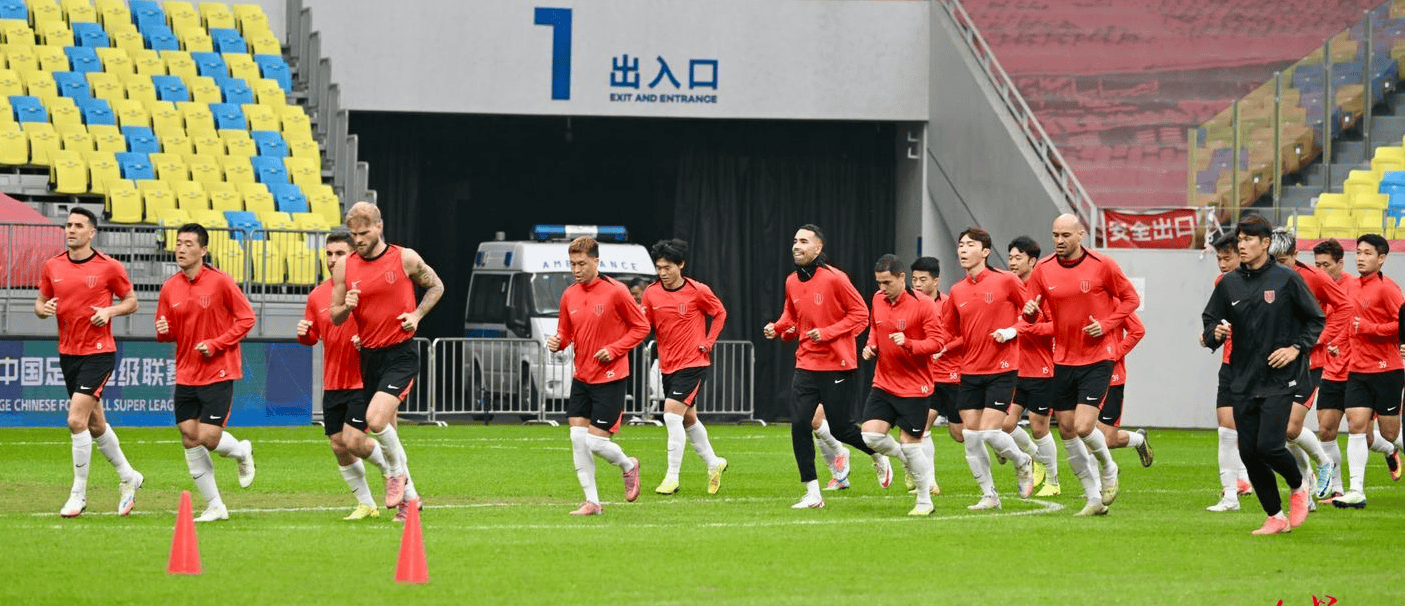 中超争冠最后冲刺<strong></p>
<p>太钢不锈股票</strong>，徐正源：明晚联赛就是“一场战争”