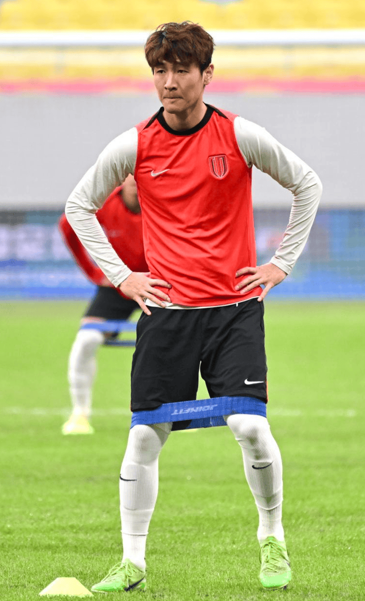 中超争冠最后冲刺<strong></p>
<p>太钢不锈股票</strong>，徐正源：明晚联赛就是“一场战争”