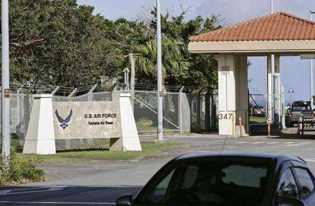 驻冲绳美军刑案创纪录!美宪兵队在冲绳街头首次单独巡逻<strong></p>
<p>中孚实业股票</strong>,为防止再次发生美军士兵性侵案,敦促美军返回住处