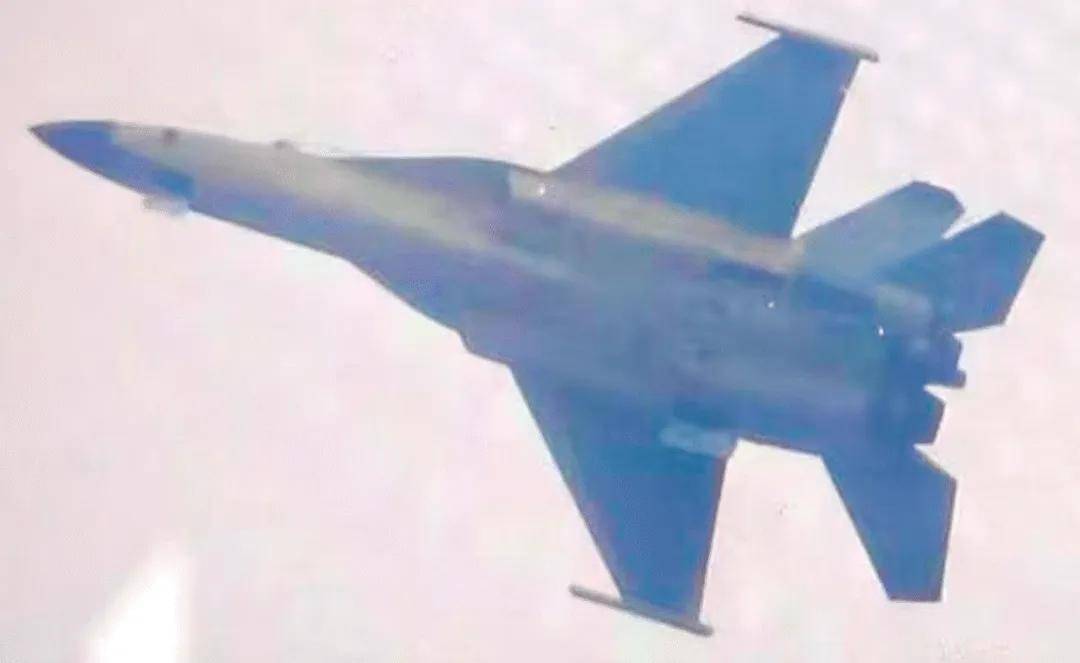 歼-35青春版<strong></p>
<p>国际医学股票</strong>？076专用舰载机？新机“超级小黄蜂”究竟是干嘛的？