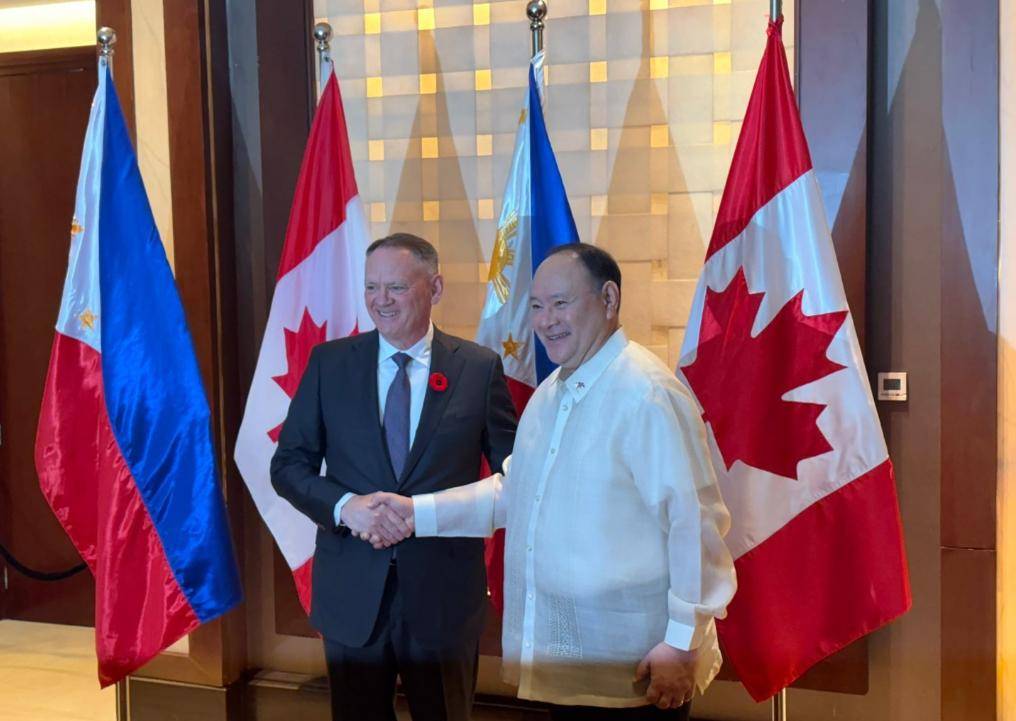 美军再度遭遇耻辱时刻：中国海军6艘战舰包围<strong></p>
<p>江南高纤股票</strong>，815舰插入南海演习