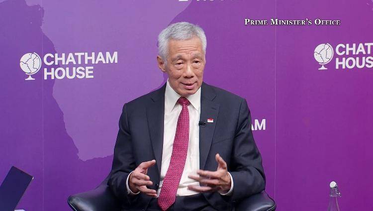 李显龙称中国已老印度尚年轻<strong></p>
<p>江南高纤股票</strong>，未来能赶超！藏着新加坡在中美印之间的战略卡位，印度有发展陷阱