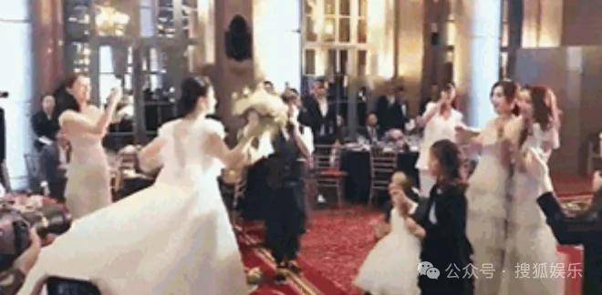 第三段婚姻亮红灯<strong></p>
<p>通化金马股票</strong>？他不会又要离婚了吧......