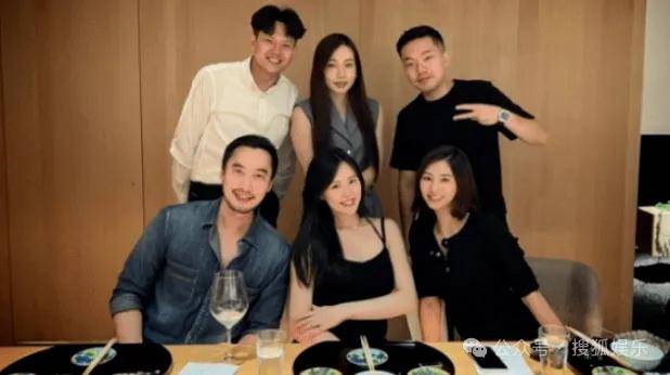 第三段婚姻亮红灯<strong></p>
<p>通化金马股票</strong>？他不会又要离婚了吧......