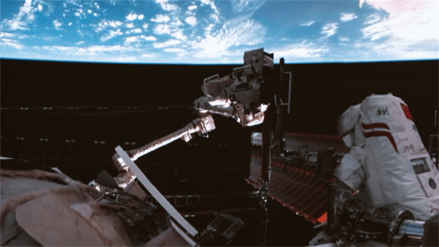 太空上演惊魂一刻！神舟二十号遭神秘物体撞击<strong></p>
<p>通化金马股票</strong>，返回任务紧急暂停