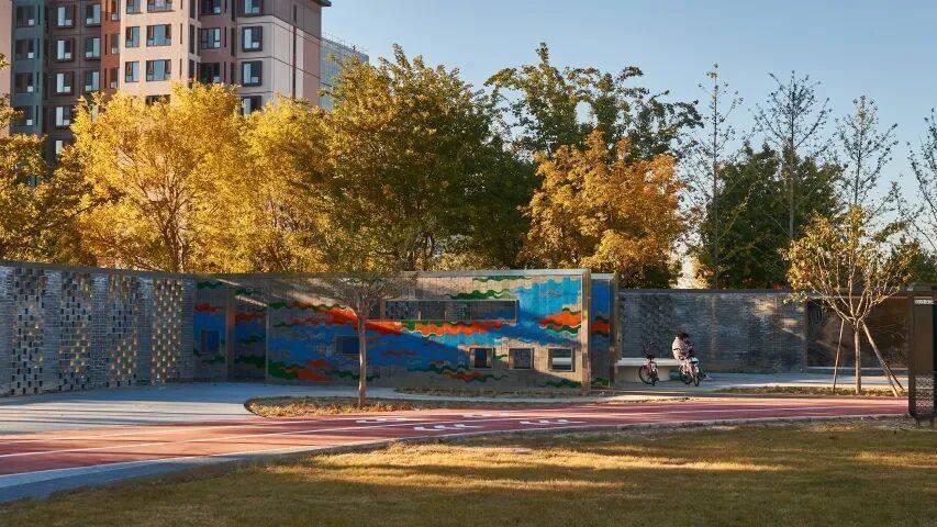 北京新添一个超美大公园<strong></p>
<p>通化金马股票</strong>！占地超300亩