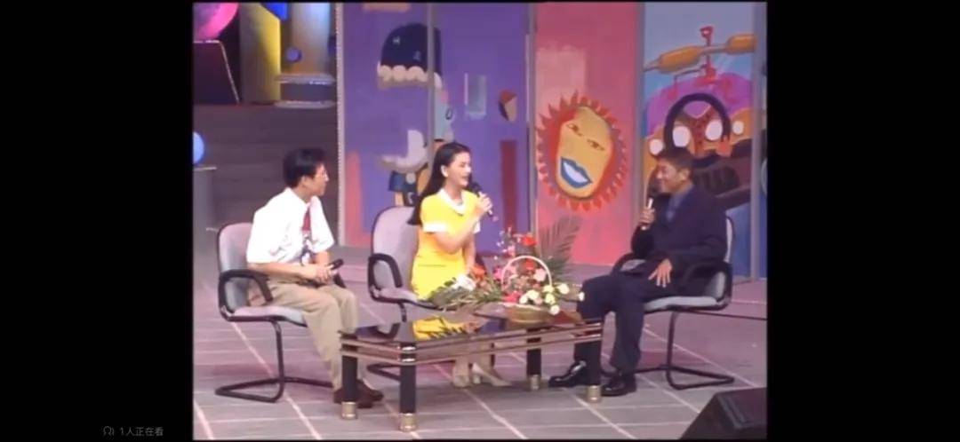 李湘气得翻出了瘦瘦的照片……她年轻时确实是仙女啊<strong></p>
<p>通化金马股票</strong>！