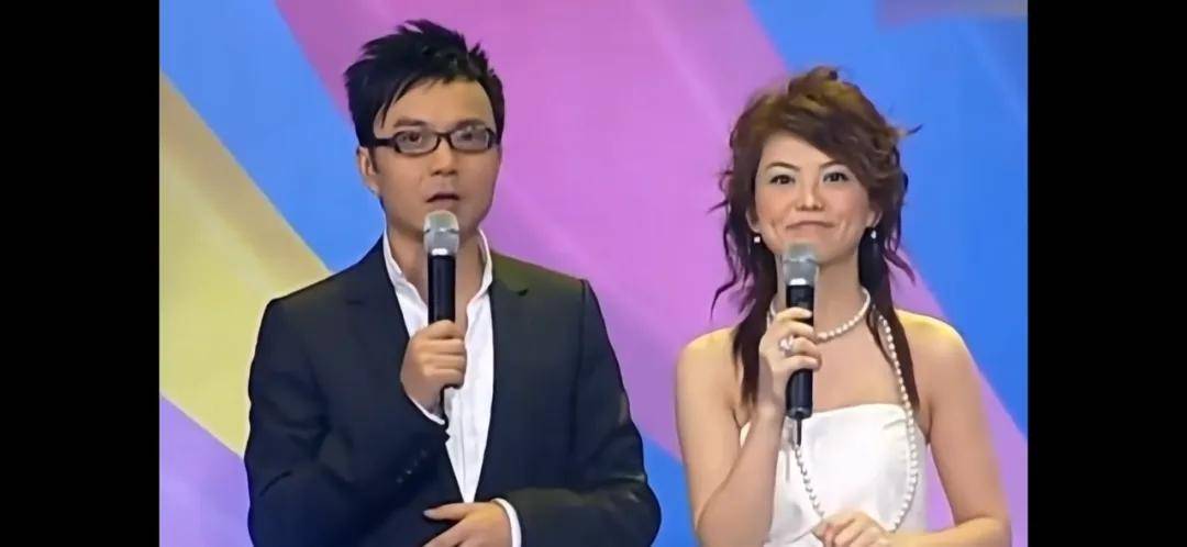 李湘气得翻出了瘦瘦的照片……她年轻时确实是仙女啊<strong></p>
<p>通化金马股票</strong>！