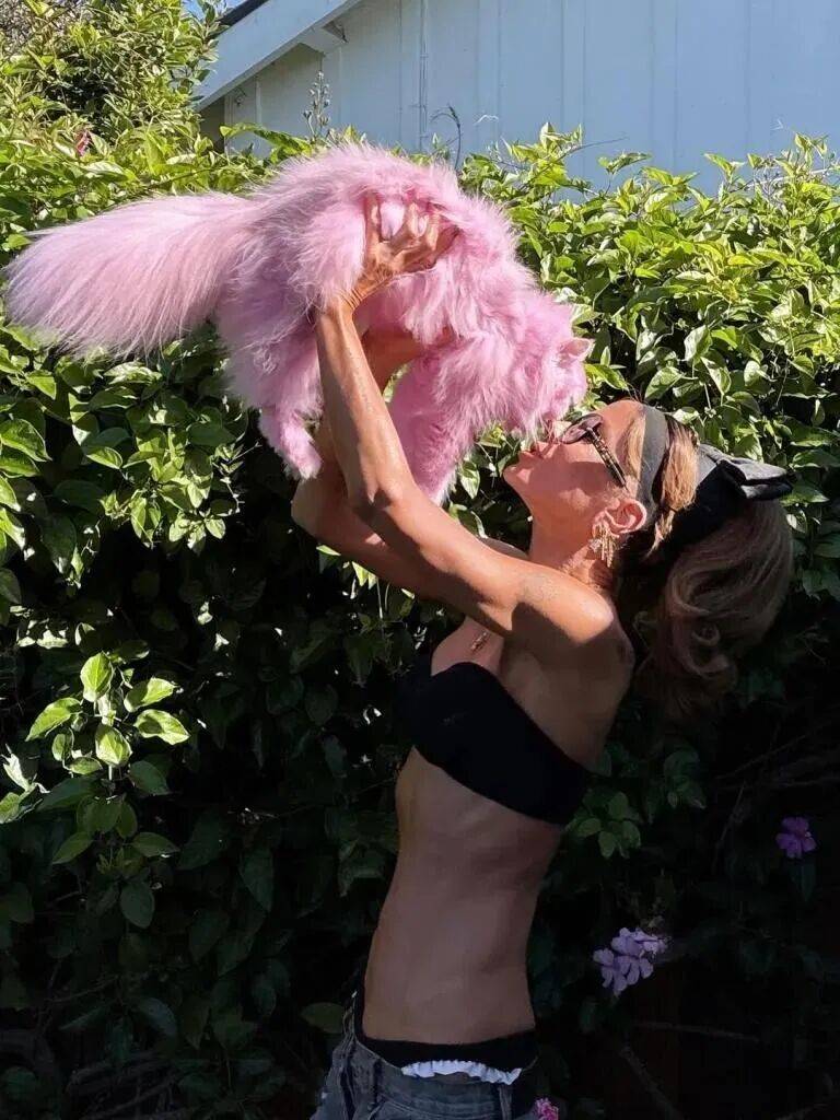 最美吸血鬼如今瘦成骷髅<strong></p>
<p>燕京啤酒股票</strong>？《珍珠港》女主究竟怎么了？