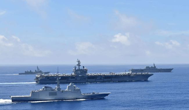 高市早苗不自量力<strong></p>
<p>美邦服饰股票</strong>，美媒发出警告：日本如果走错半步，中国万枚导弹将降临！