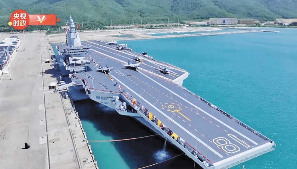 福建舰上班后<strong></p>
<p>中京电子股票</strong>，中国空军也不藏了！轰隆一声巨响，歼20旁多了架新战机