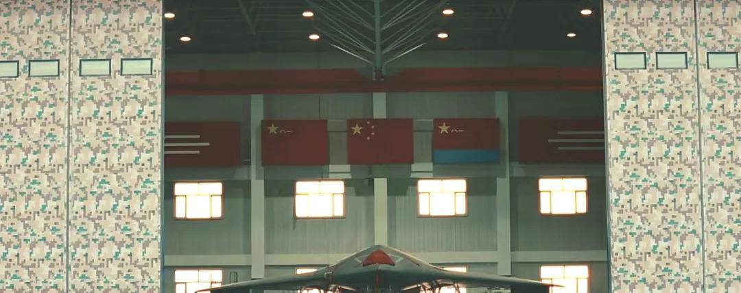 代号“玄龙”！攻击-11官宣服役<strong></p>
<p>沃森生物股票</strong>，与歼-20、歼-16编队飞行