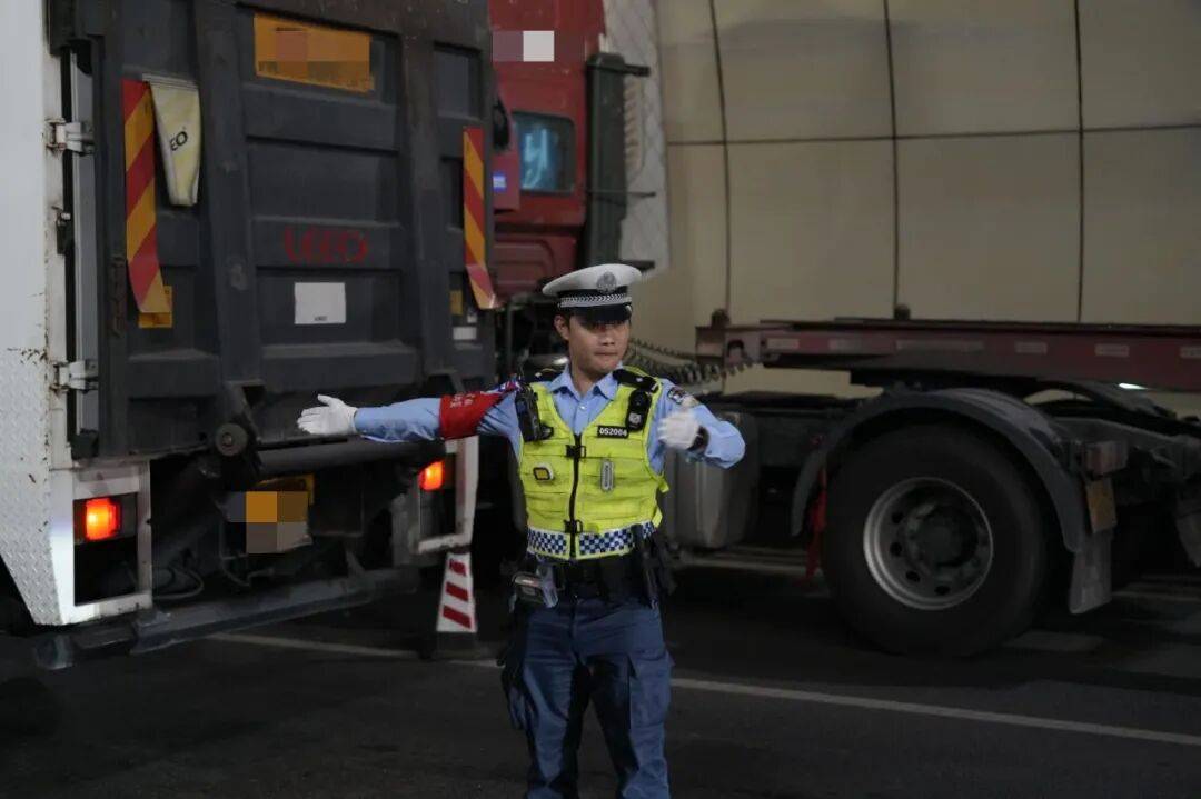 提醒！今日下午<strong></p>
<p>大洋电机股票</strong>，宝安这些路段将封闭、管制→