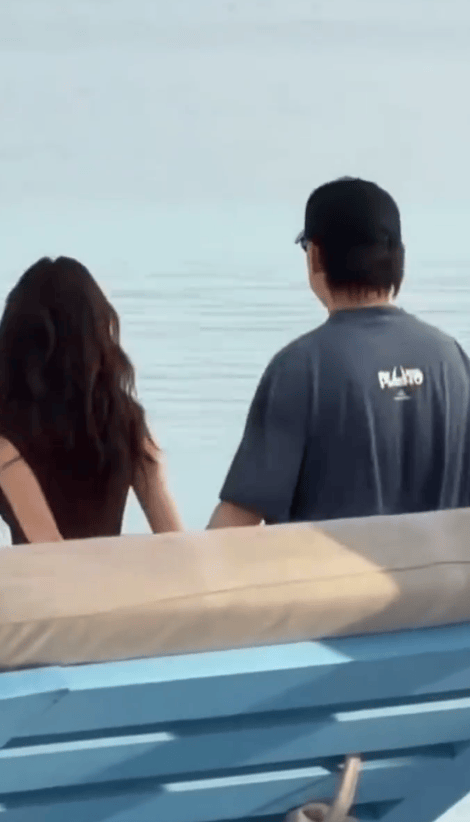 考古|胡彦斌易梦玲恋情曝光！相差16岁横跨歌手网红领域<strong></p>
<p>上港集团股票</strong>，25年底最让人震惊的情侣出现