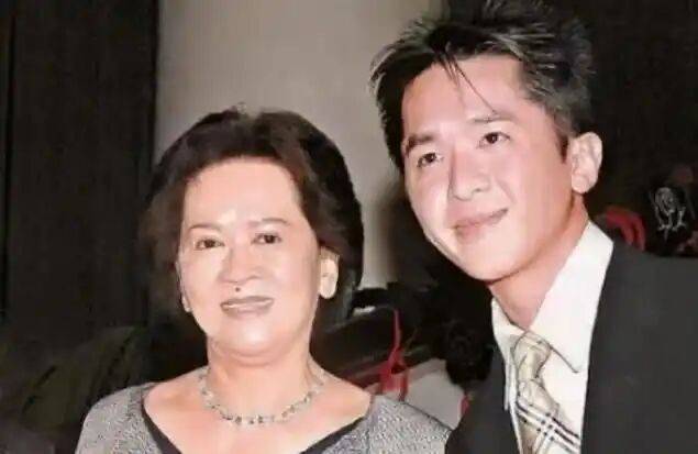 考古|港圈富二代曝被百名女星投怀送抱？交往3个女友雨露均沾<strong></p>
<p>启明星辰股票</strong>，他是现代韦小宝