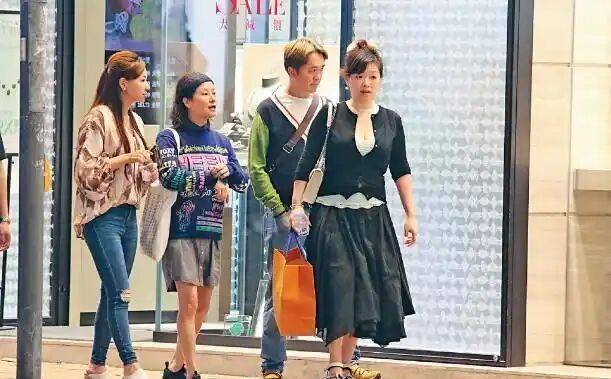 考古|港圈富二代曝被百名女星投怀送抱？交往3个女友雨露均沾<strong></p>
<p>启明星辰股票</strong>，他是现代韦小宝