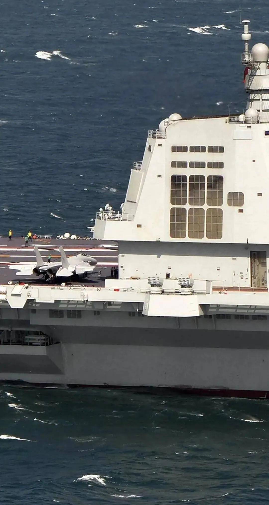 “福建”舰惊现神秘设备：堂堂航空母舰<strong></p>
<p>启明星辰股票</strong>，安装鱼雷发射管想干啥？