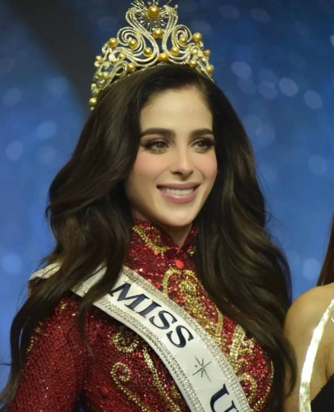 环球小姐决赛成“动物开会”<strong></p>
<p>启明星辰股票</strong>？冠军被羞辱又深陷暗箱丑闻