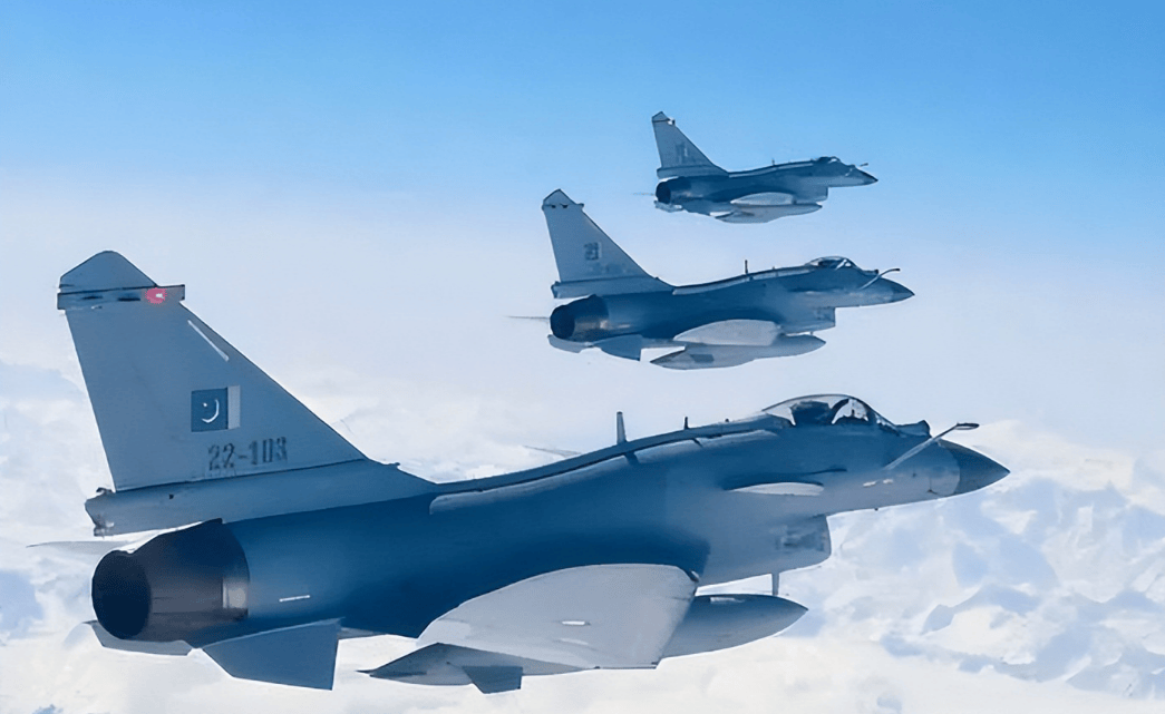 中日争端未平<strong></p>
<p>兆易创新股票</strong>，印度突发侵略威胁，扬言24小时内，吞并邻国一省！