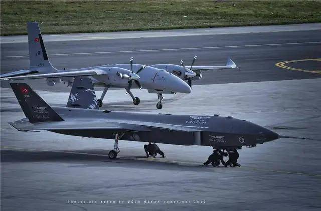 我们落后了？土耳其完成“世界首次无人机发射空空弹”<strong></p>
<p>长信科技股票</strong>，性能如何