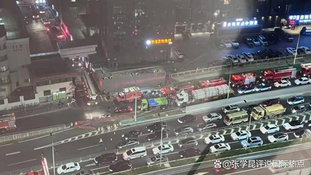 香港突发重灾！中央深夜下令之际<strong></p>
<p>长信科技股票</strong>，特首李家超，收到周边多方致电