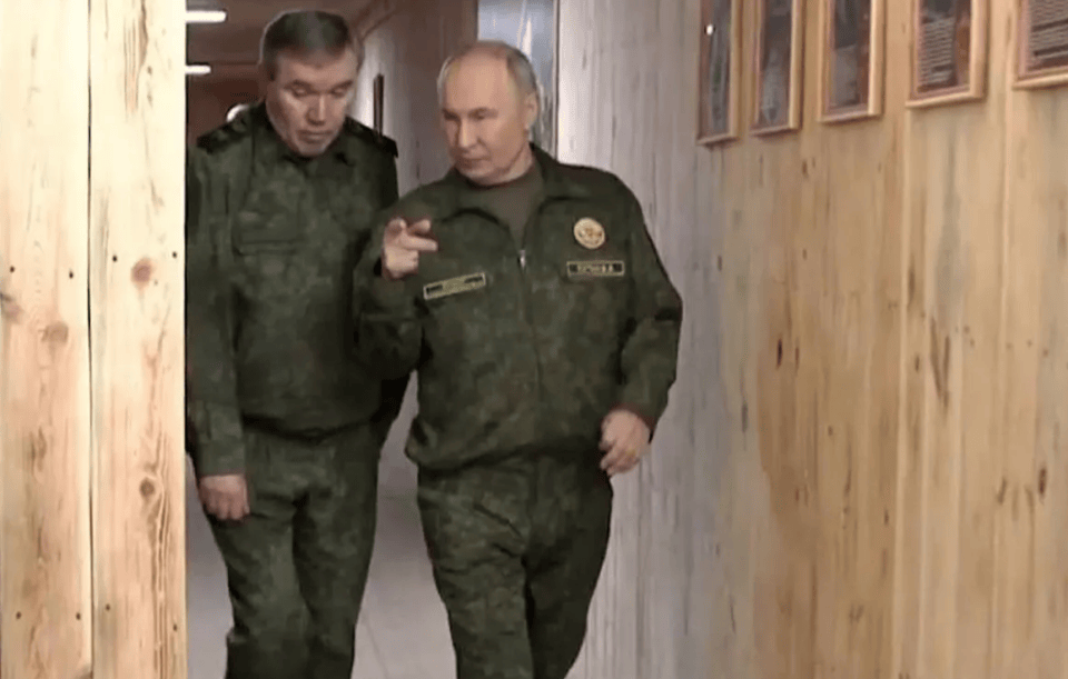 乌军试图为红军城解围<strong></p>
<p>中航重机股票</strong>，普京回应