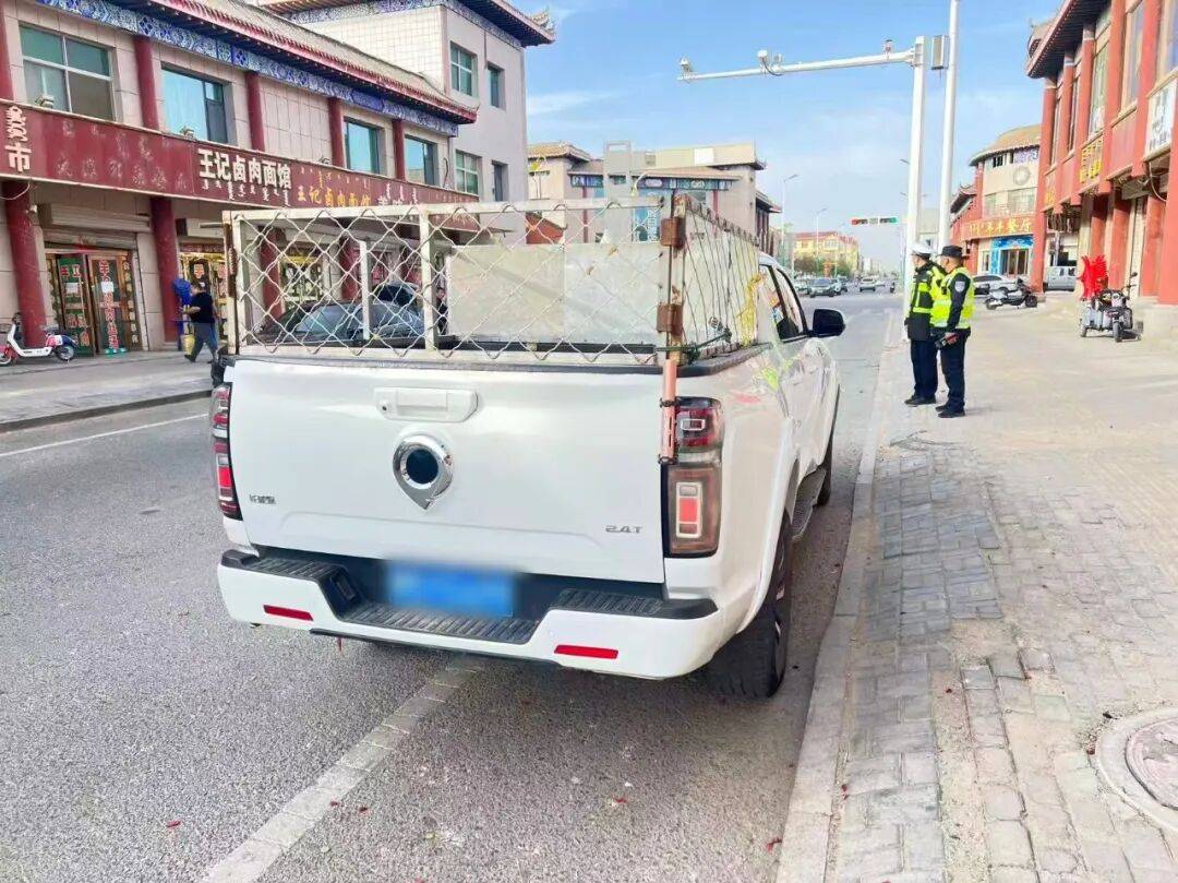 “我根本没反应过来！”刚下车就被撞倒<strong></p>
<p>中航重机股票</strong>，人都懵了