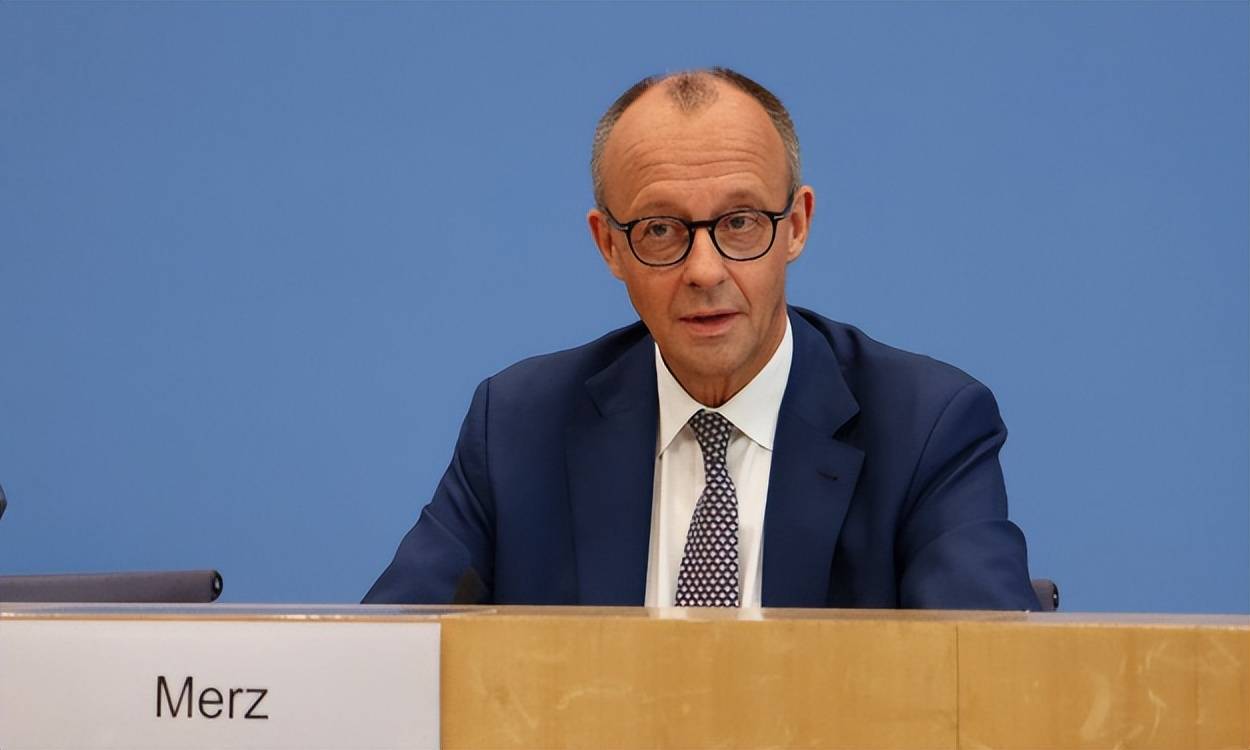 事情闹大了！俄军发射导弹<strong></p>
<p>高德红外股票</strong>，乌克兰大坝被炸断，泽连斯基向美欧求助，特朗普直接把话说透