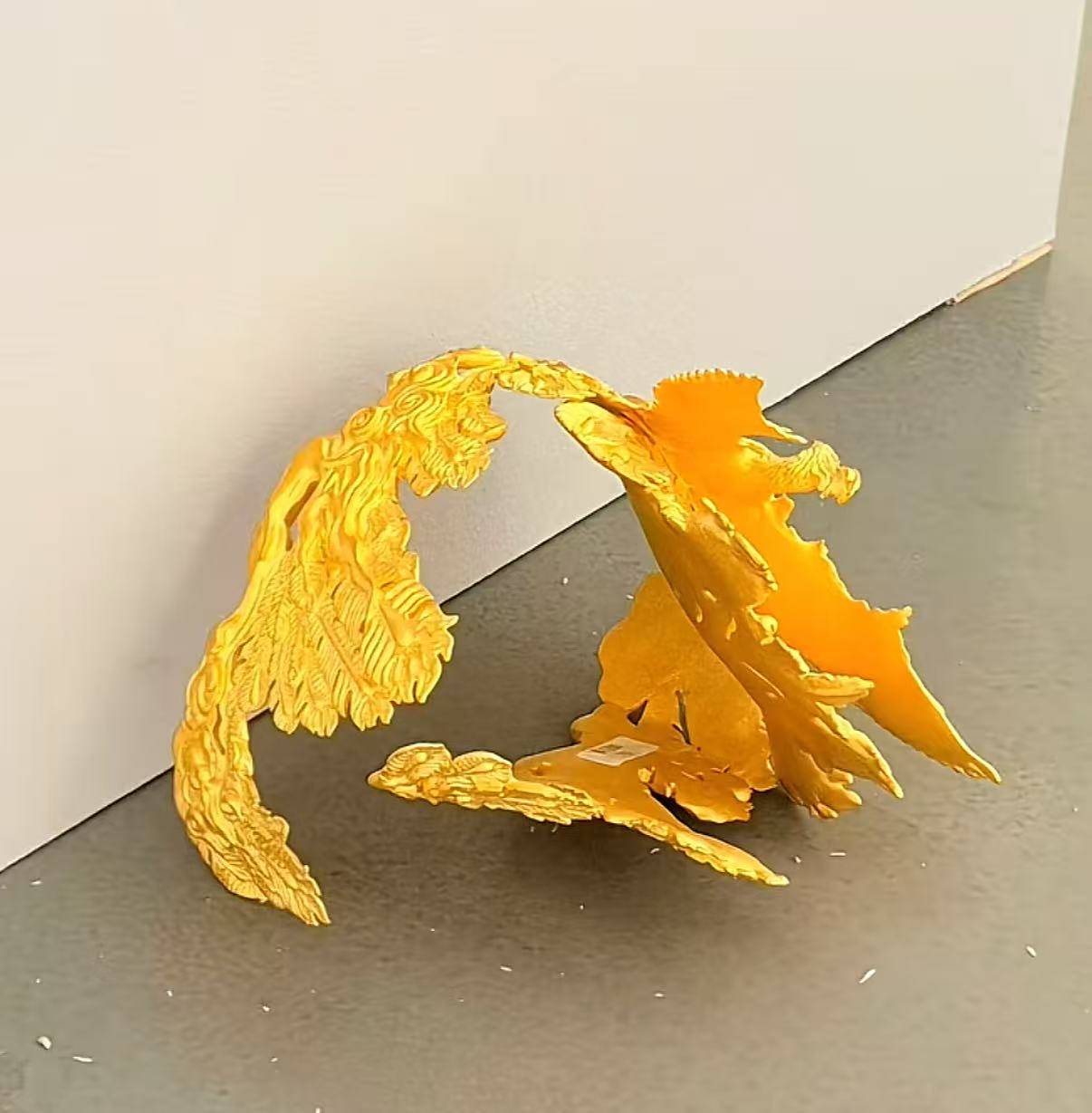 4斤黄金凤冠在免费展览中被男童触碰损坏<strong></p>
<p>高德红外股票</strong>，办展美术馆：罩子是没有固定的，律师分析