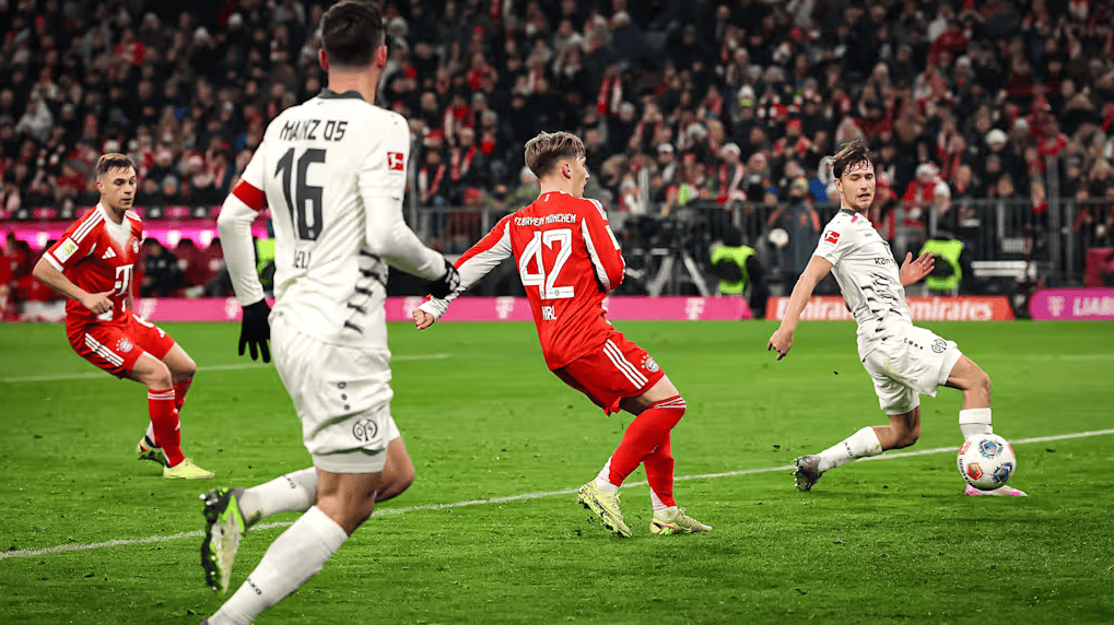 德甲-凯恩点射17岁小将破门 拜仁2-2美因茨结束四连胜