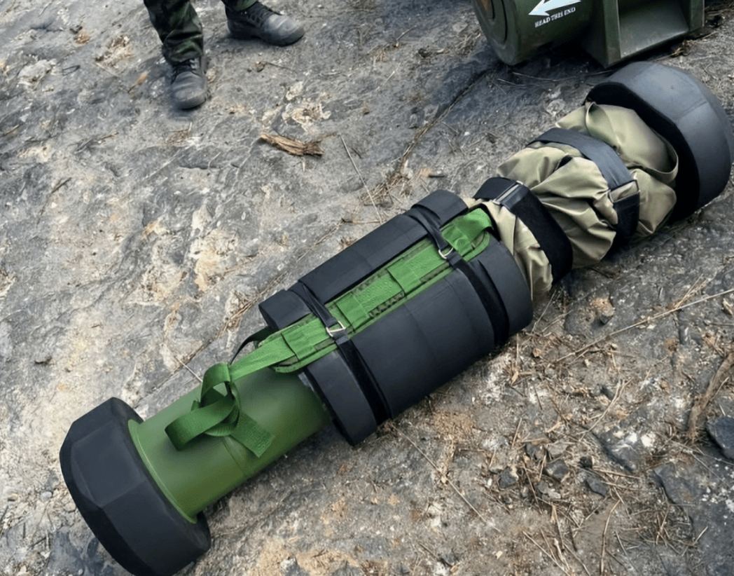 柬军素质堪忧<strong></p>
<p>股票人</strong>，竟把最先进的中国导弹直接抛弃，让泰军捡了大便宜!