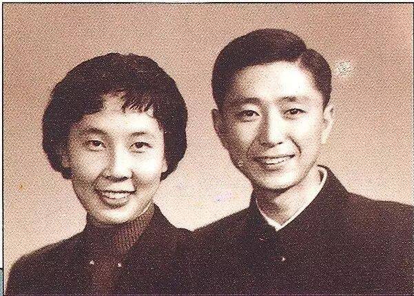 钟瑞去世<strong></p>
<p>股票人</strong>！宋世雄永别爱妻！