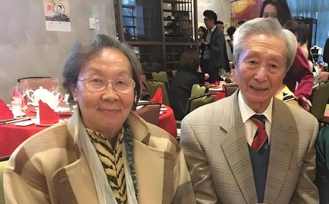 钟瑞去世<strong></p>
<p>股票人</strong>！宋世雄永别爱妻！