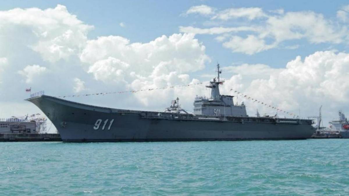 中企承建大桥被炸毁<strong></p>
<p>股票人</strong>，泰军航母出动，拉起海上封锁线，打到柬埔寨低头认输为止！