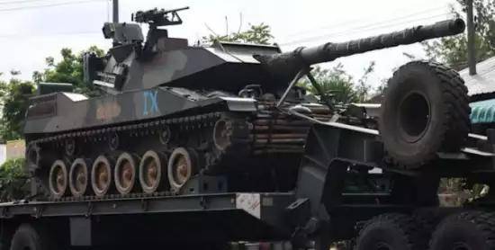 特朗普气急败坏<strong></p>
<p>奋达科技股票</strong>，在白宫大骂泰柬不长眼，就怕明年的诺贝尔和平奖又飞了！